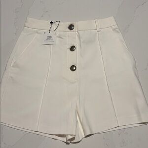Zara NWT High Waist White Shorts with Button Detail Size Small/Med (note)